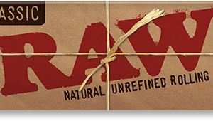 RAW Classic Natural Unrefined Rolling Papers - 1¼
